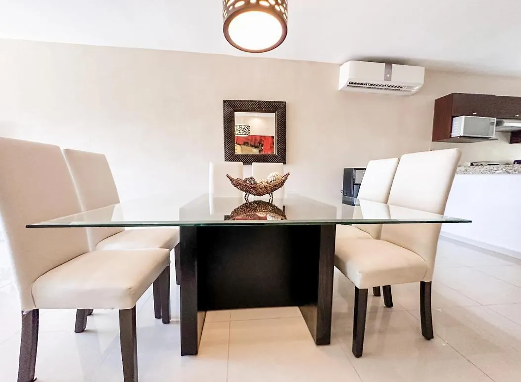 Sabbia Condos In Mamitas Beach! Playa del Carmen Apartment
