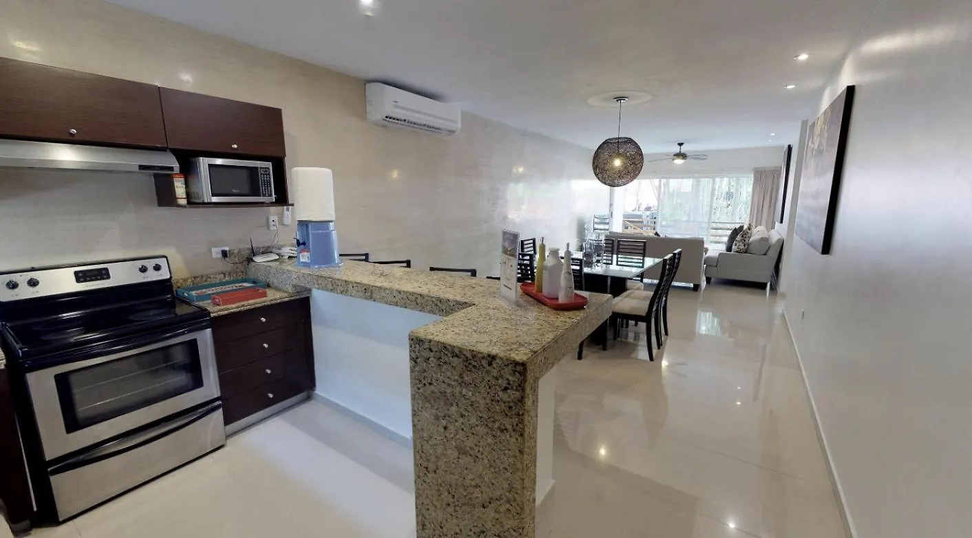 Apartment Sabbia Condos In Mamitas Beach! Playa del Carmen