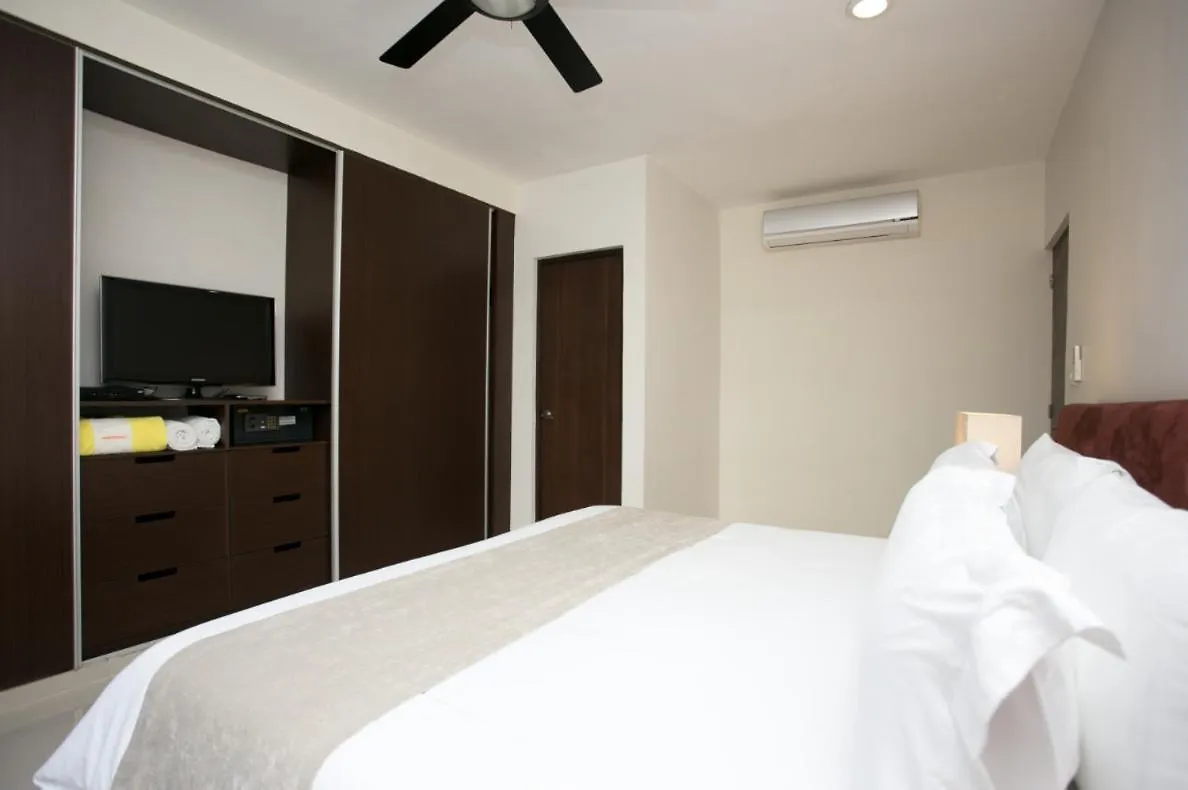 Apartment Sabbia Condos In Mamitas Beach! Playa del Carmen