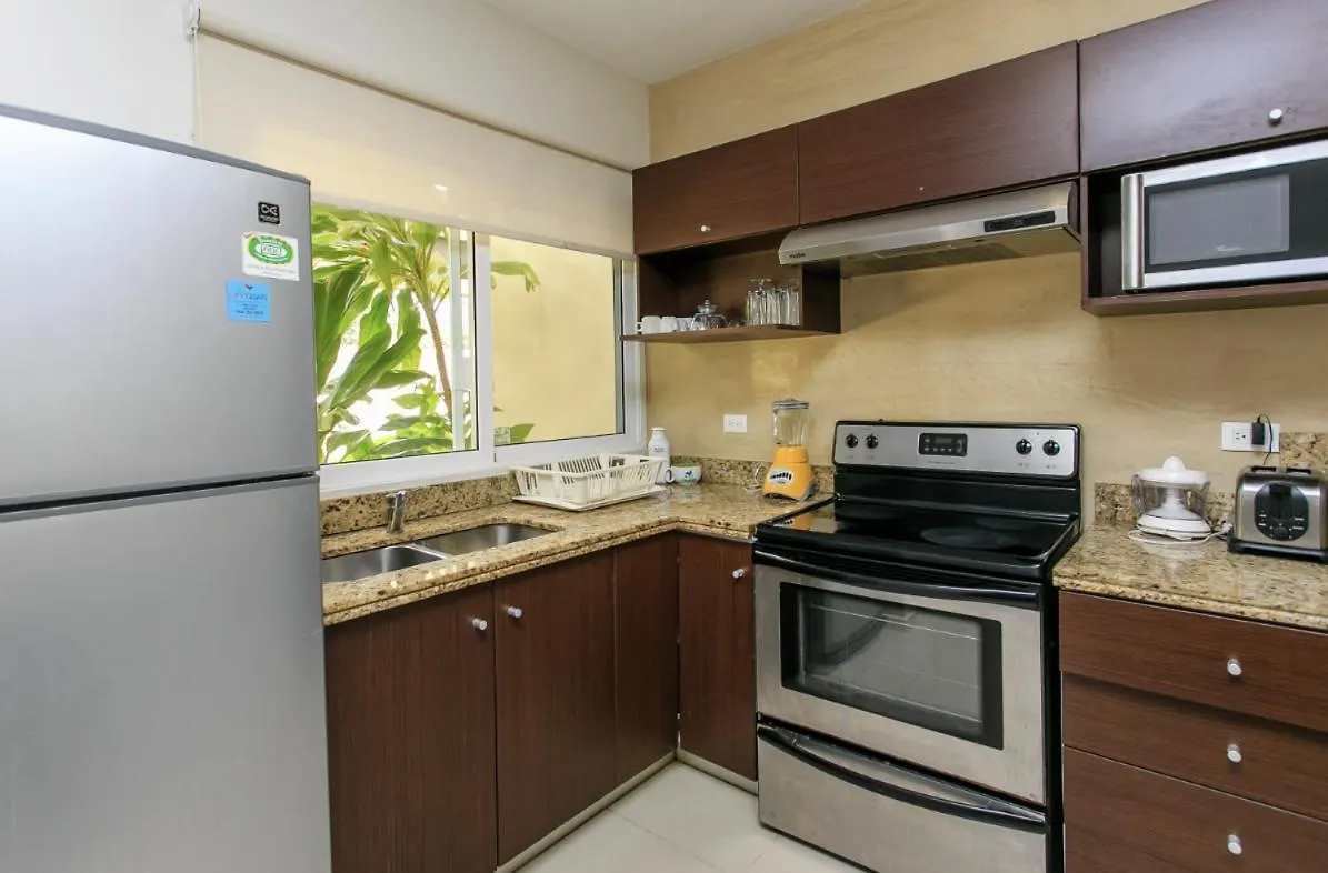 Sabbia Condos In Mamitas Beach! Playa del Carmen Apartment