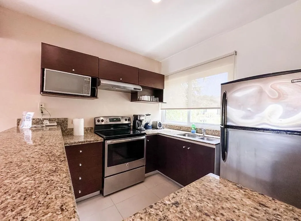 아파트 Sabbia Condos In Mamitas Beach! 신데 델 카르멘